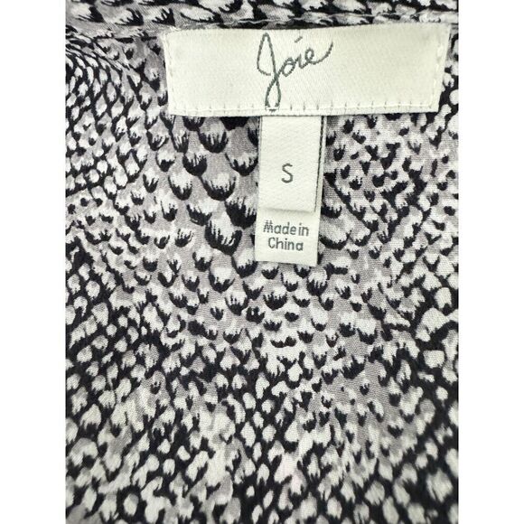 Joie 100% Silk Blouse Sz S Gorgeous Snakeskin Print EUC 3/4 Sleeves Animal Print - Picture 3 of 10